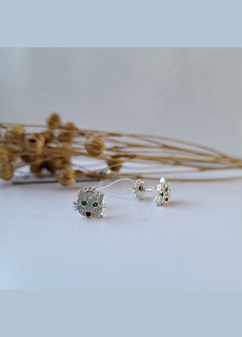 Серебряные детские гвоздики на закрутках Котик Барсик в белых камнях серебро 925 пробы 56016 1.60г No Brand (306743049)