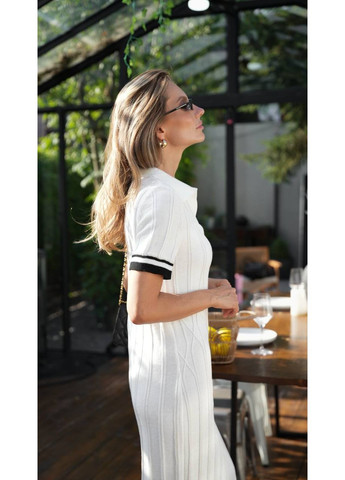 Белое повседневный платье женское Україна однотонное