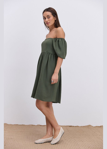 Оливкова (хакі) коротка літня сукня з відкритими плечима Arjen