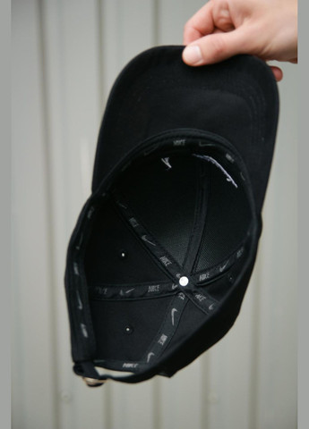 Кепка чоловіча чорна No Brand (330066993)