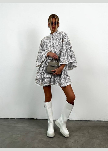 Белое повседневный платье бэби долл Garna с цветочным принтом