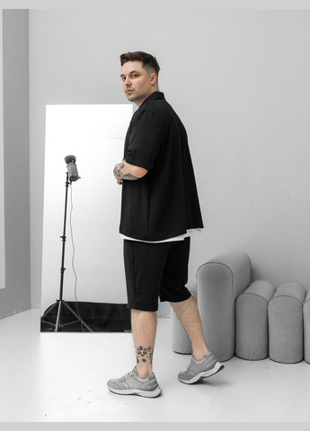 Чорний літній стильний костюм з легкого матеріалу з сорочкою, з шортами Vakko