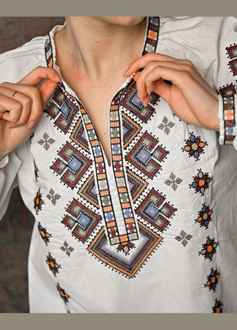 Жіноча вишиванка color beg No Brand - (346061701)