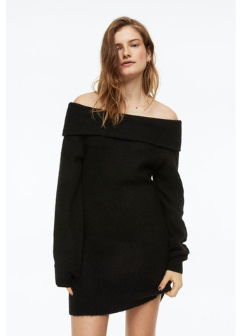 Черное коктейльное женское приталенное платье с декольте н&м (57914) xs черное H&M