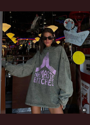 Сірий світшот напис (325700719)