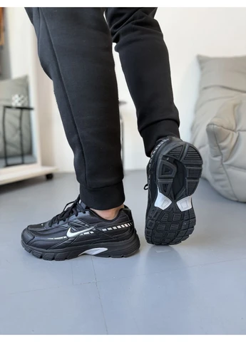 Чорні кросівки чоловічі nike initiator black silver найк інітіатор чорні демісезон No Brand