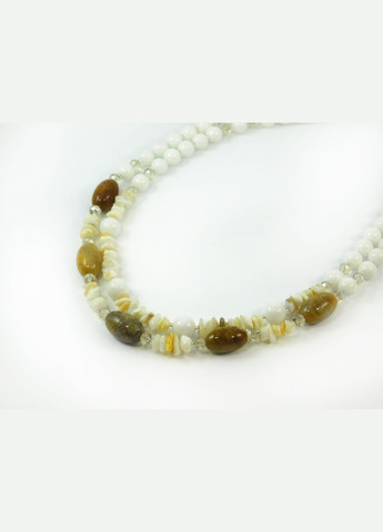 Эксклюзивные бусы "Дарья" Коралл бочка, Агат белый, Перламутр крошка, 2-ряда Fursa fashion (322316076)