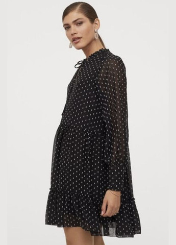 Чорна сукня H&M з малюнком