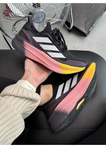 Рожеві Осінні кросівки чоловічі adidas ultraboost 5x black / pink адідас ультрабуст No Brand