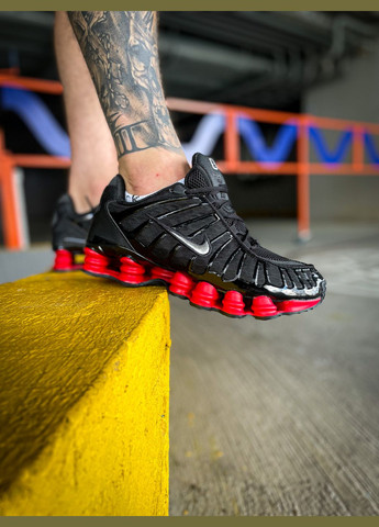 Черные демисезонные кроссовки мужские nike shox black red | найк шокс черные красные No Brand