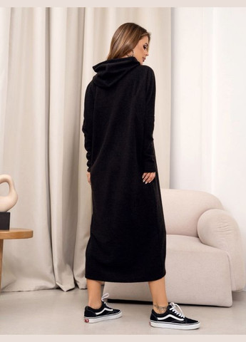 Чорна сукня 14366 чорна ISSA PLUS однотонна