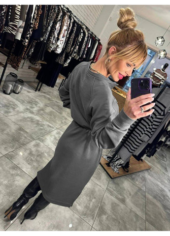 Темно-сіра сукня трьохнитка на флісі з кишенями,розрізами та поясом Україна