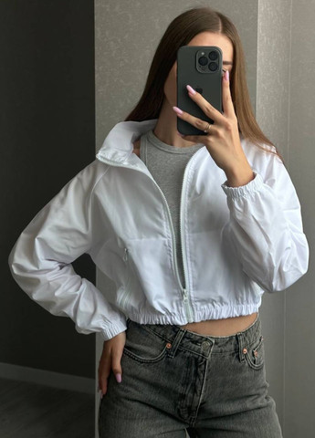 Базовая повседневная демисезонная укороченная ветровка на молнии с рукавами реглан, карманами и стойкой воротником Україна (328432641}