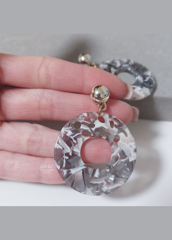 Сережки круглі з акрилу MK0820 різнокольорові DeKolie (322318969)