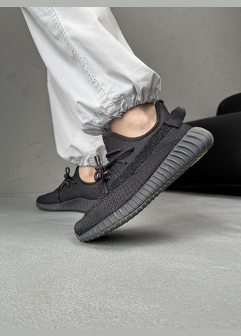 Черные демисезонные кроссовки мужские и женские adidas yeezy boost 350 reflective black | адидас изи буст 350 рефлективные черные No Brand