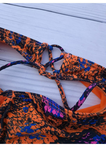 Чорний літній купальник роздільний жіночий чорний ліф трусики в принт балконет Primark