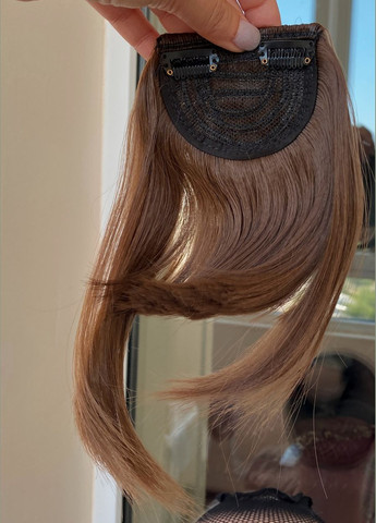 Чубчик накладний русявий No10 прямий на шпильках зі штучного волосся No Brand 6628 (299317358)