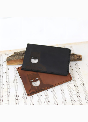 Копія Шкіряна обкладинка чохол на пластиковий id паспорт з гравіюванням Batman. Коричнева No Brand (299330183)