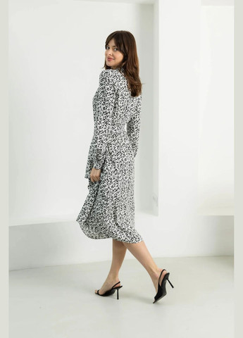 Белое повседневный, кэжуал платье Seventeen с цветочным принтом