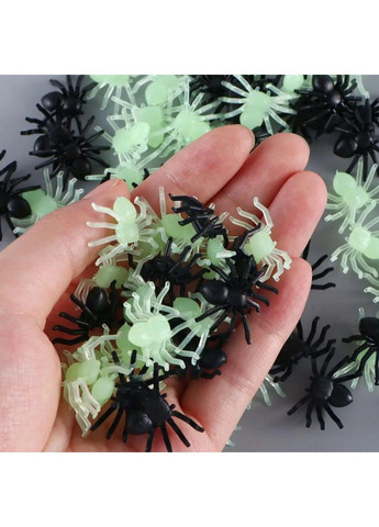 Набір пластикових павуків Хелловін 50 шт, що світяться в темряві, IDEA12-HOL20 99IDEAS (329144499)