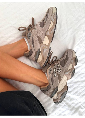 Бежевые демисезонные кроссовки мужские new balance 9060 mushroom brown нью беланс 9060 No Brand