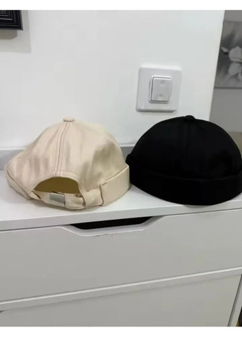 Кепка молодежная докер без козырька в черном цвете No Brand (367623420)