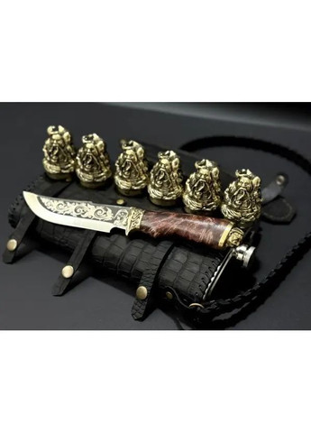 Фляга у шкіри з чарками 6 шт "Козаки" + ніж | Подарунок для військового Handmade 48440052 (366666044)