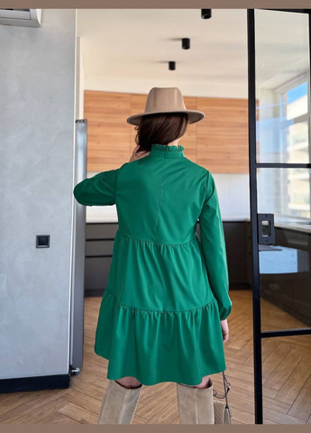 Изумрудное воздушное платье Fashion