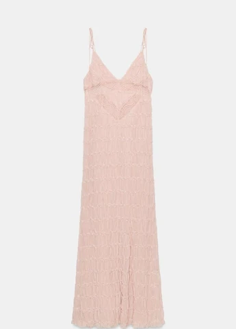 Светло-розовое платье Zara однотонное