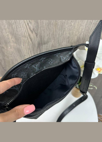 Женская сумочка на грудь из экокожи с геометрическим узором черная (sku_1304КЧ) No Brand (330576858)