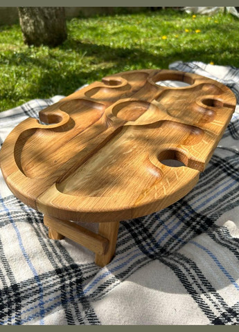 Винний Дубовий овальний столик на 4 бокали з отвором для пляшки 50x30 No Brand (330774765)