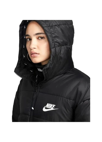 Черная куртка женская w nsw syn fill parka hd nfs черная cv8670-010 Nike