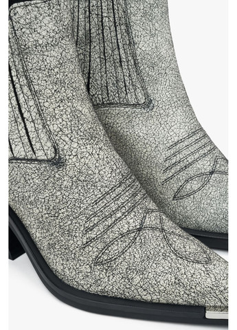 Осенние ковбойки, цвет белый Estro