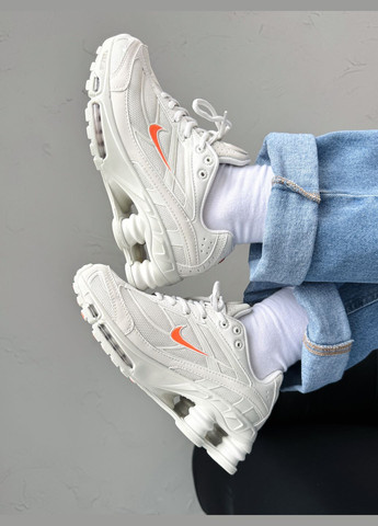 Серые демисезонные кроссовки мужские и женские nike shox ride 2 sp supreme grey orange | найк шокс райд 2 серые No Brand