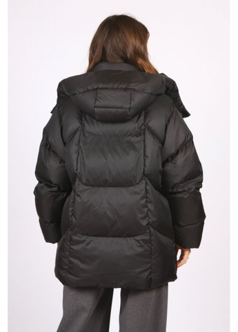 Чорна куртка зимова жіноча 924 плащівка чорна Актуаль