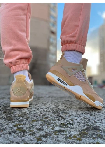 Білі Осінні кросівки чоловічі nike air jordan 4 wmns shimmer dj0675-200 найк аір джордан No Brand