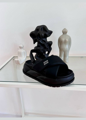 Чорні босоніжки з ультра-волокна на платформі No Brand (347242354)