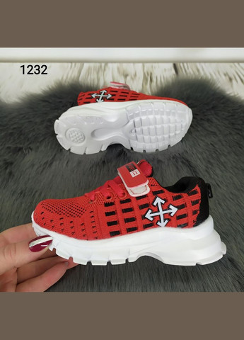 Червоні осінні кросівки дитячі для дівчинки Канарейка