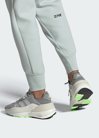 Сірі всесезонні кросівки avryn_x adidas