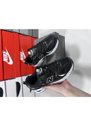 Белые демисезонные кроссовки мужские new balance 530 black white нью беланс 530 белые No Brand