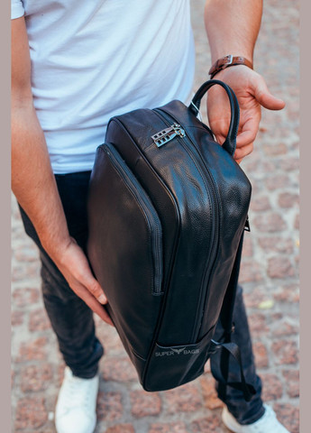 Кожаный рюкзак для ноутбука черного цвета с тремя накладными карманами и регулируемым ремнем Tiding Bag (300171269)