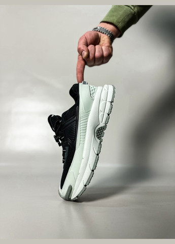 Белые демисезонные кроссовки мужские и женские nike vomero roam white black | найк вомеро роам белые No Brand