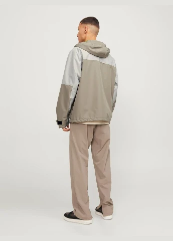 Бежевая ветровка Jack & Jones