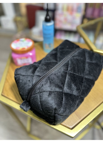 Плюшева велюрова косметичка колір - Чорний Black 22х17х8 см No Brand (339874203)