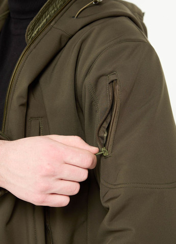 Оливковая демисезонная куртка мужская демисезонная олива UKM Softshell