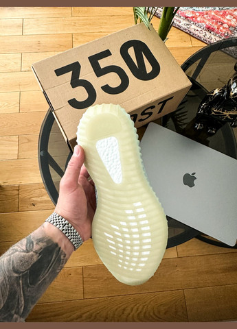Серые демисезонные кроссовки мужские adidas yeezy boost 350 v2 zebra | адидас йези буст 350 серые No Brand
