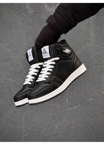 Чорно-білі чоловічі зимові кросівки No Brand