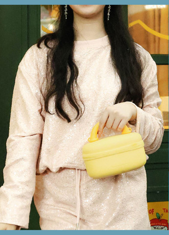 Сумка силиконовая женский клатч на ремешке с ручкой водонепроницаемая сумочка, повседневная, желтая No Brand (354829466)