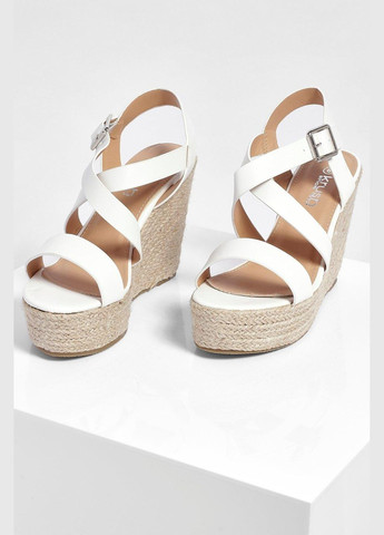 Босоніжки на платформі Boohoo (297366876)