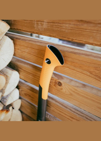 Универсальный топор X-series X18 Universal S 1069103 Fiskars (317303623)